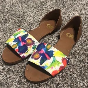 Gianni Bini summer floral flats